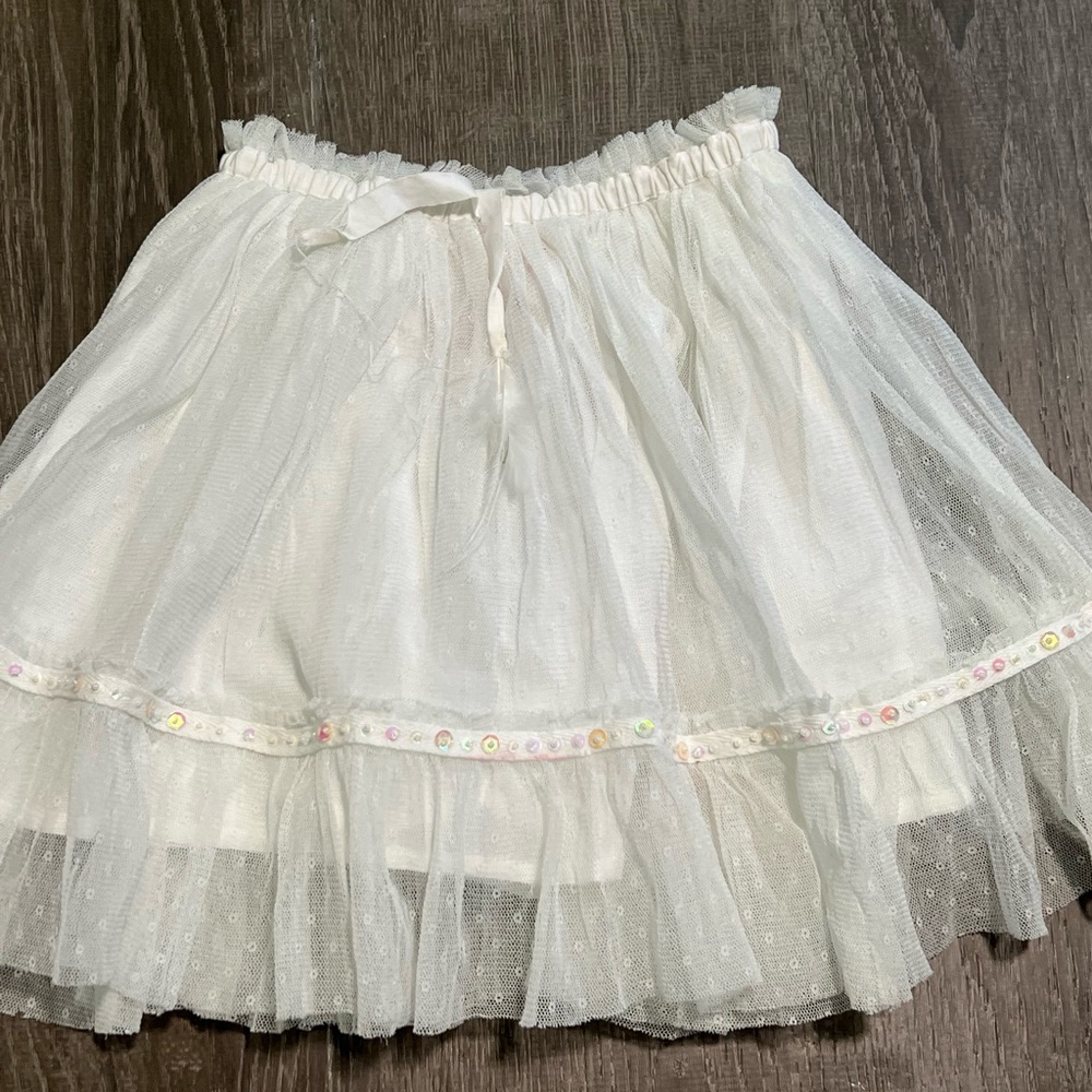 Girl’s Tulle Layered Beautiful Skirt**Size 4 $68 - Picture 3 of 6